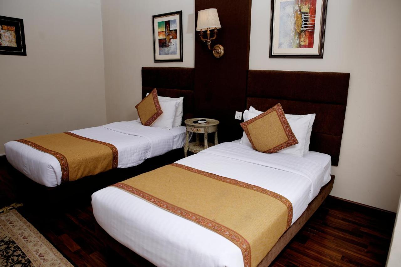 Ambassador Suites & Hotel Ισλαμαμπάντ Εξωτερικό φωτογραφία